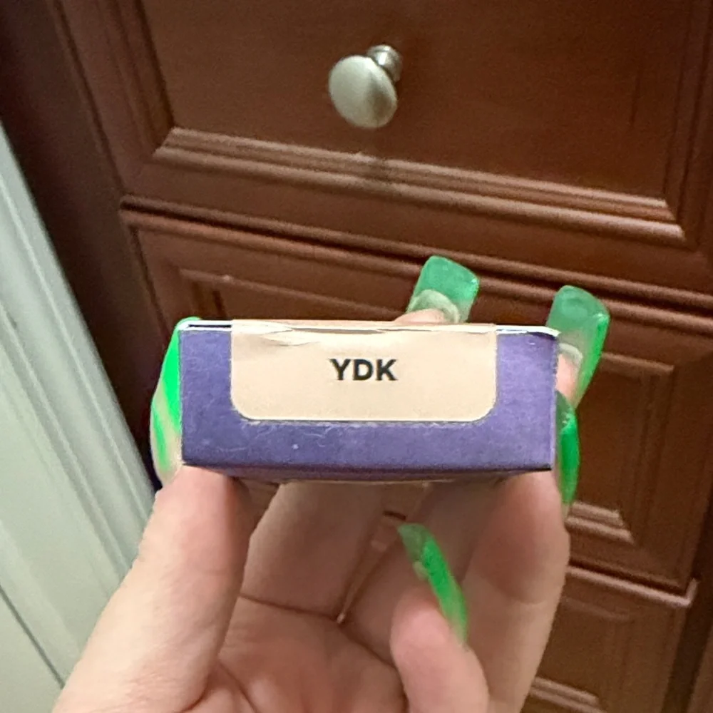 Urban Decay YDK Shimmer Metallic Taupe/ Brown Eyeshadow never used! - Picture 2 of 4